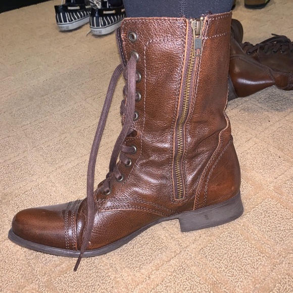 Shoes - Picture 2 of 3